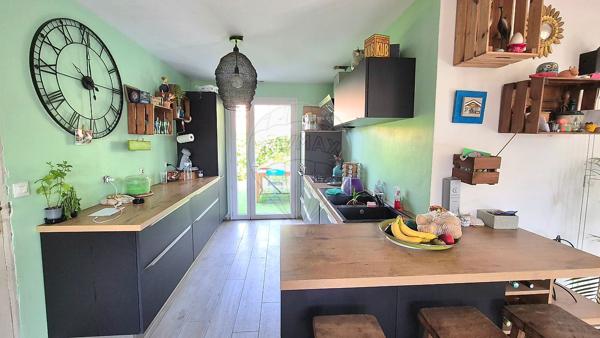 Maison 5 chambre(s) à vendre - Saint-Jean-d'Illac, Gironde - 33