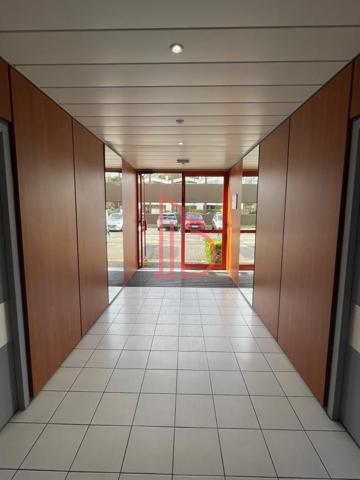 Bureau de 341 m² à vendre à Bordeaux Sud-Ouest