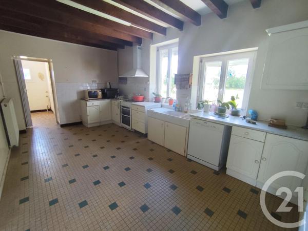 Maison à vendre  4 pièces - 150,10 m 2   THEVET ST JULIEN  - 36