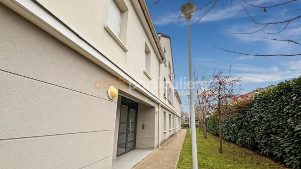 Vente
                Appartement62,63 m² - 3 Pièces -
                    MOISSY CRAMAYEL (77550)