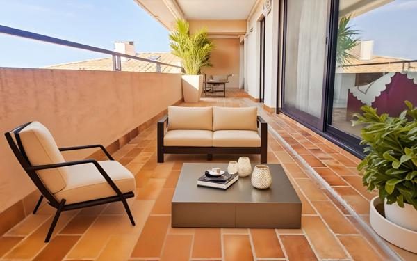 Appartement à vendre    4 pièces • 109,94 m2 Avignon