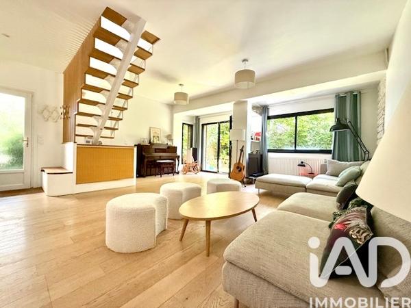 Maison à vendre 5 pièces 107 m² Garches