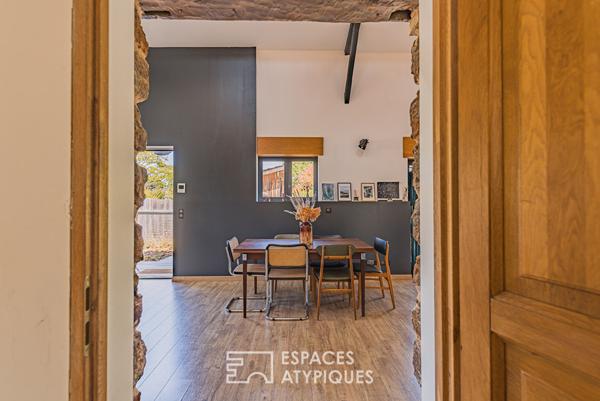 Charme authentique et confort contemporain à Salles