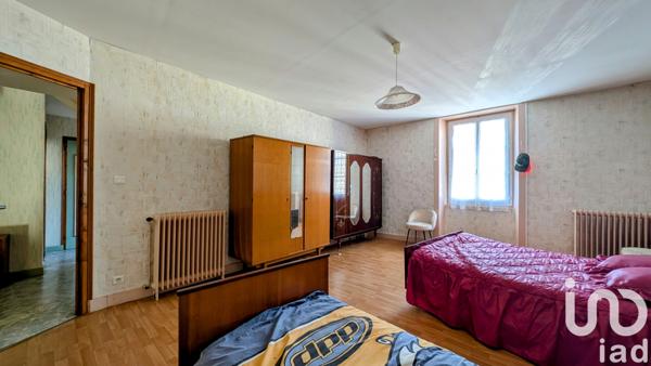 Maison à vendre 8 pièces 230 m² Saint-Léger-Magnazeix