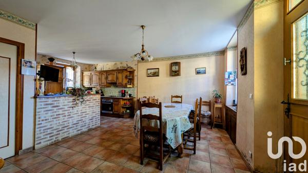 Maison à vendre 8 pièces 230 m² Saint-Léger-Magnazeix