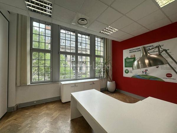 BUREAUX à LOUER de 455 m²