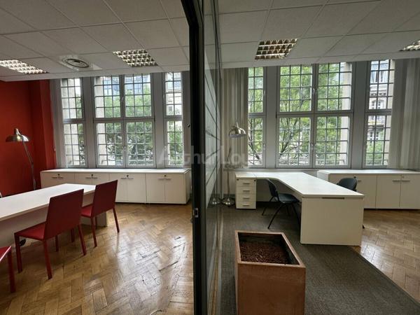 BUREAUX à LOUER de 455 m²