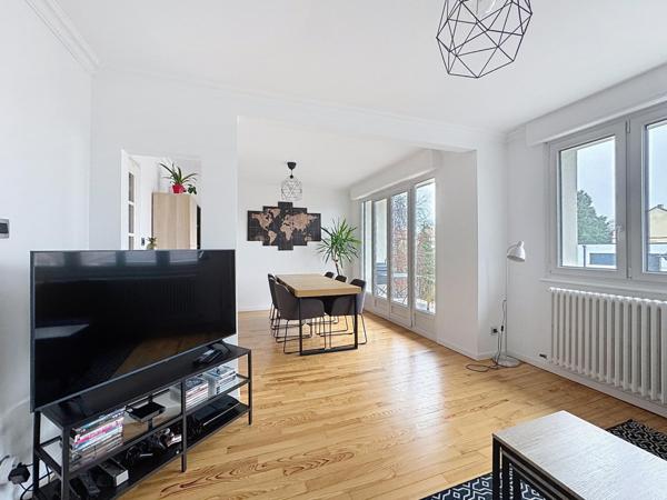 Appartement avec jardin et garage