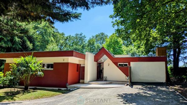 Superbe villa contemporaine dans un parc arboré de plus de 2 hectares  Camors (56)