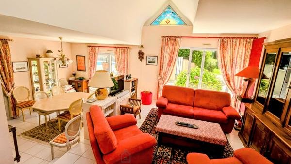 Superbe villa contemporaine dans un parc arboré de plus de 2 hectares  Camors (56)