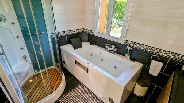 Superbe villa contemporaine dans un parc arboré de plus de 2 hectares  Camors (56)