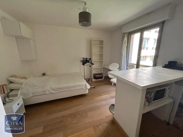 Appartement à louer 1 pièce 19.63m² Aix-en-Provence (13100)