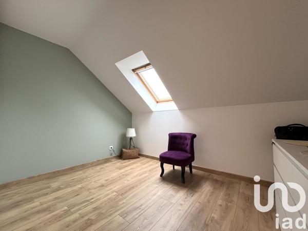 Appartement 3 pièces de 61 m² à Combs-la-Ville (77380)