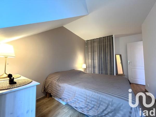 Appartement 3 pièces de 61 m² à Combs-la-Ville (77380)