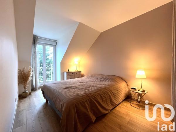 Appartement 3 pièces de 61 m² à Combs-la-Ville (77380)