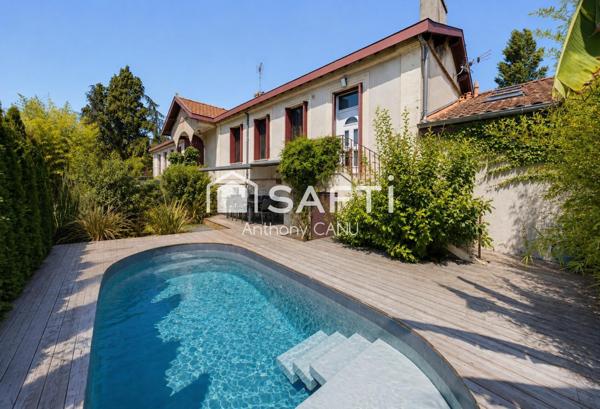 Maison rénovée avec piscine à Blanquefort