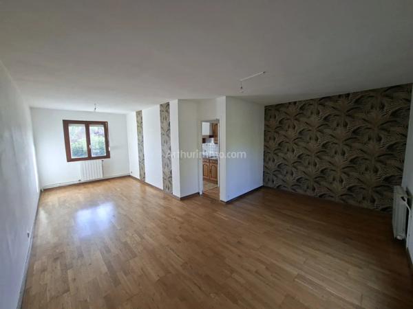 Vente                                                      Maison
                        
                     3 pièces                      72 m2                     à Gisors