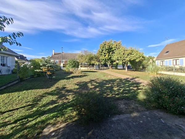 Vente                                                      Maison
                        
                     3 pièces                      72 m2                     à Gisors