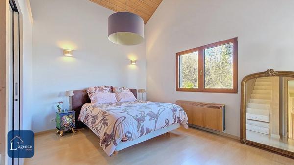 Maison d'architecte T8 avec vue exceptionnelle , terrasse, garage