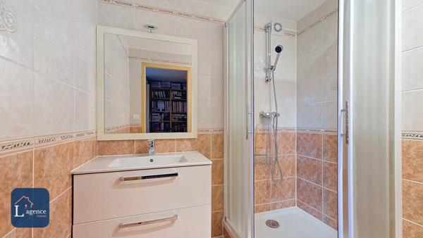 Maison d'architecte T8 avec vue exceptionnelle , terrasse, garage