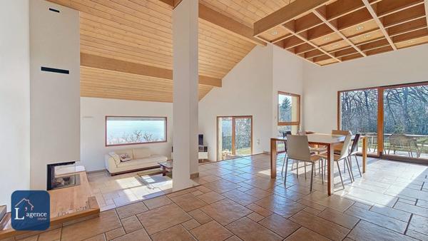 Maison d'architecte T8 avec vue exceptionnelle , terrasse, garage