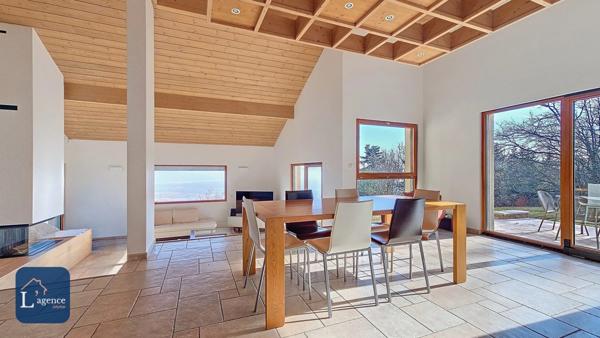 Maison d'architecte T8 avec vue exceptionnelle , terrasse, garage