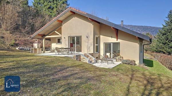Maison d'architecte T8 avec vue exceptionnelle , terrasse, garage