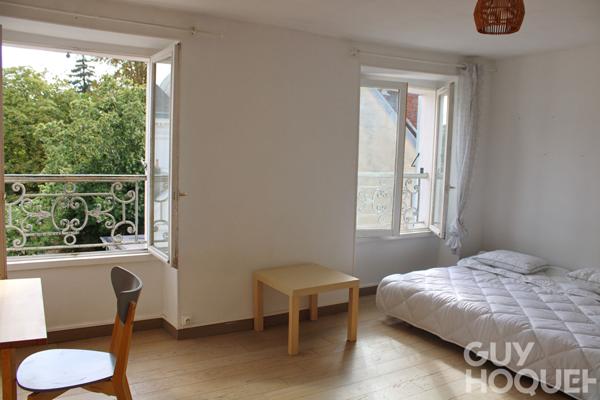 STUDIO MEUBLÉ 23 m²