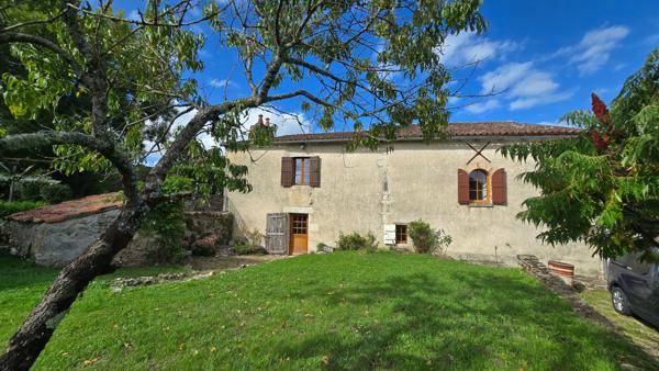 Belle demeure à  Charroux