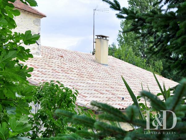 Propriété Equestre de 2,3 ha - Proche Bergerac et Saint-Emilion