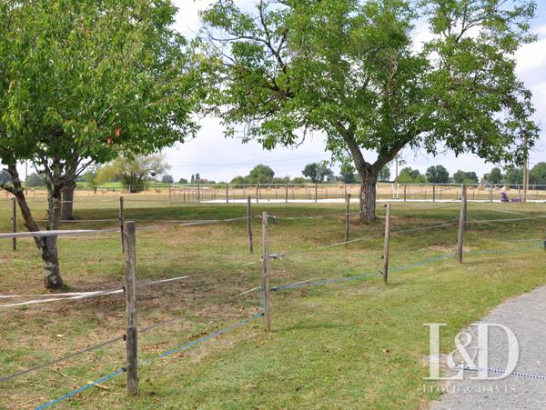 Propriété Equestre de 2,3 ha - Proche Bergerac et Saint-Emilion