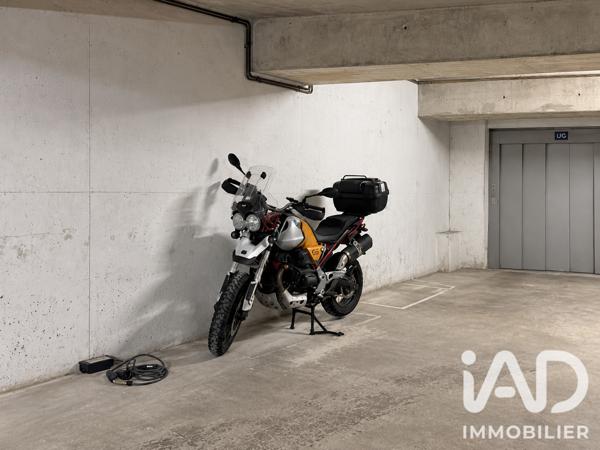 Parking à vendre 30 m² Paris 11