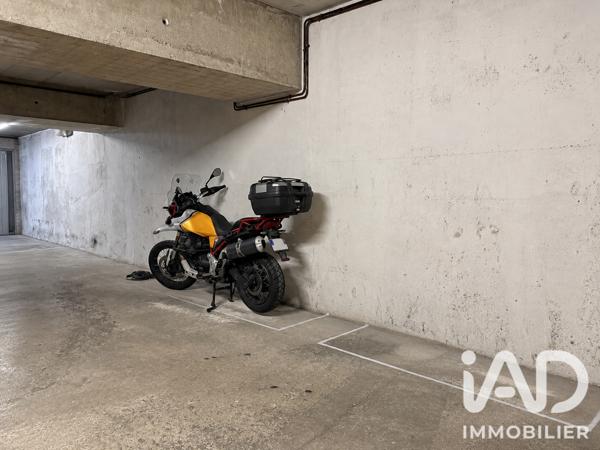 Parking à vendre 30 m² Paris 11