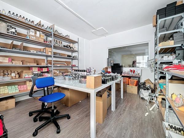 Local d'activité 200 m²
