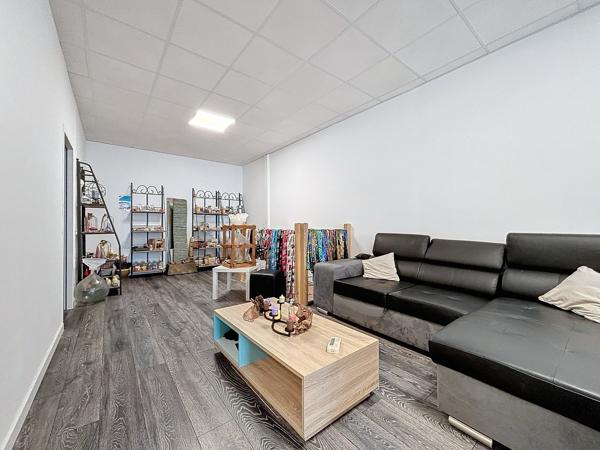 Local d'activité 200 m²