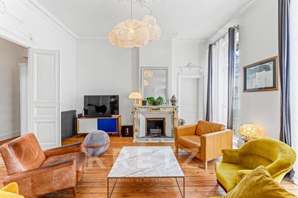 Appartement Haussmannien avec terrasse, quartier Chalets à Toulouse