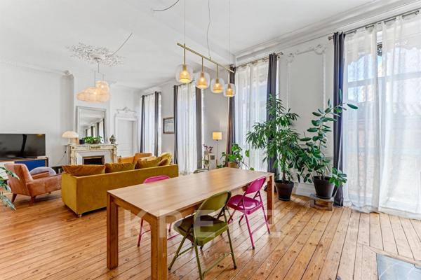 Appartement Haussmannien avec terrasse, quartier Chalets à Toulouse