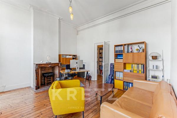 Appartement Haussmannien avec terrasse, quartier Chalets à Toulouse