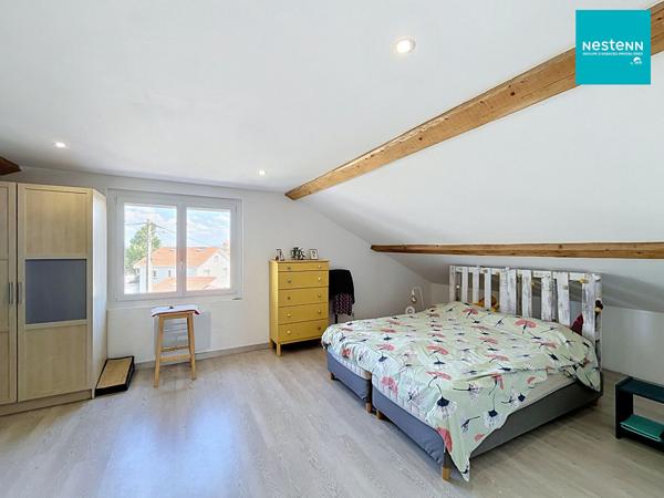 Maison rénovée à Saint Romain le Puy  (42610) ! 4 chambres - 1080 m² de terrain - Proche centre ville