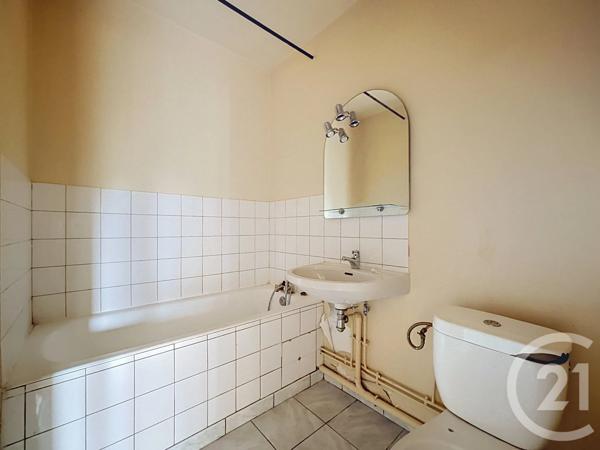 Appartement T1 à vendre  1 pièce - 30,19 m 2   ST LOUP SUR SEMOUSE  - 70