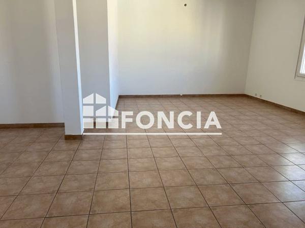 Location Studio 47.5 m² - 17 AVENUE JULIEN PANCHOT Perpignan 66000