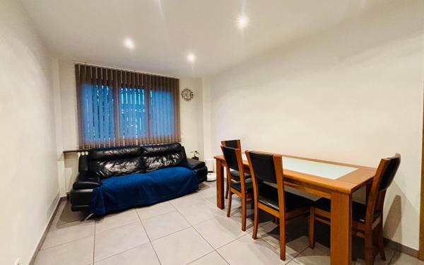 Appartement à vendre    3 pièces • 50,37 m2 Maisons-Alfort