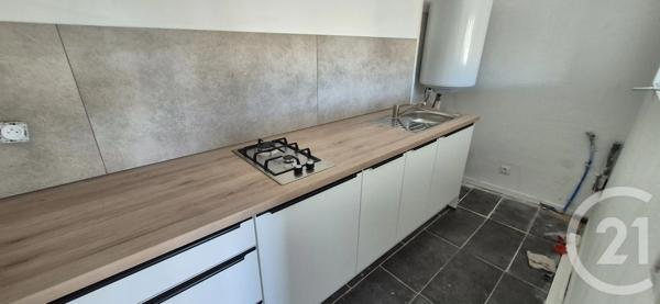 Maison à vendre  11 pièces - 270 m 2   LOUHANS CHATEAURENAUD  - 71