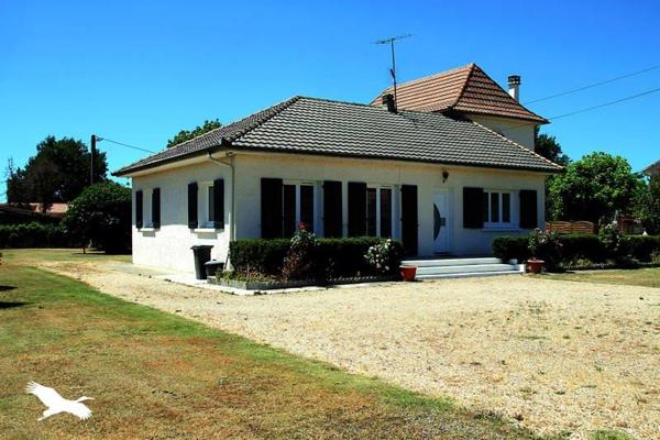 Maison à vendre 286 520 € Saint-Astier 6 p 154 m² DPE C