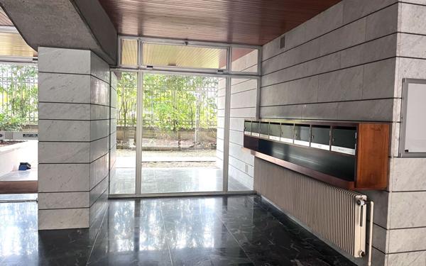 Appartement à vendre    2 pièces • 13,34 m2 Lyon 6