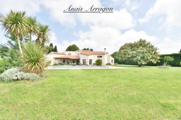 Villa d'architecte à vendre 6 pièces VILLENEUVE SUR LOT (47)