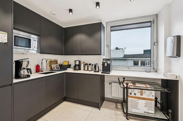 Bureaux à vendre Paris 8 é étage élevé avec vues exceptionnelles - QCA