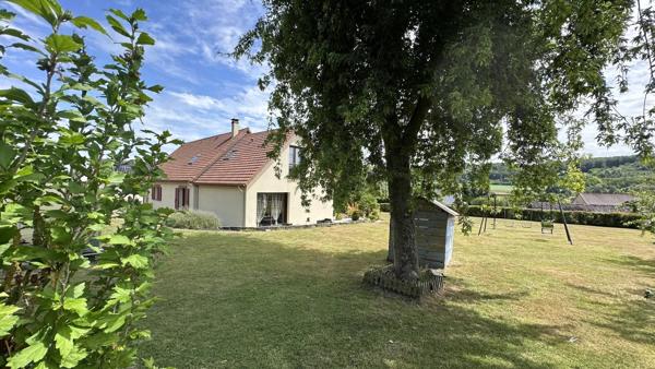 Vente                                                      Maison
                        
                     7 pièces                      177 m2                     à Pont-Audemer