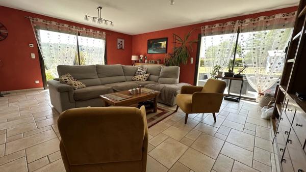 Vente                                                      Maison
                        
                     7 pièces                      177 m2                     à Pont-Audemer