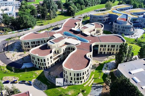Bureaux neufs à louer à Limonest avec certification BREEAM Very Good